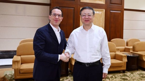 粤有钱 总编时刻丨对话福特中国总裁兼首席执行官吴胜波