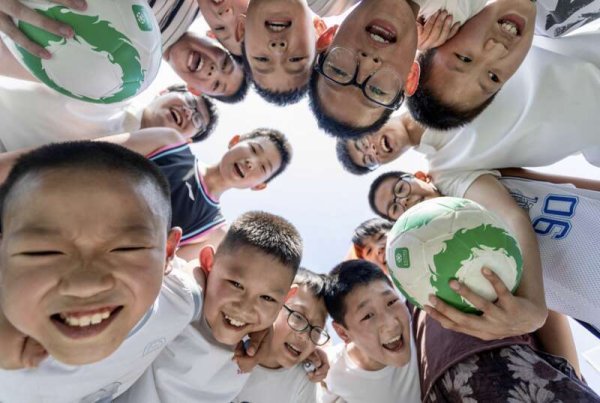 三星证券 Varsity Volunteers Bring Cultural Activities to Rural Youth